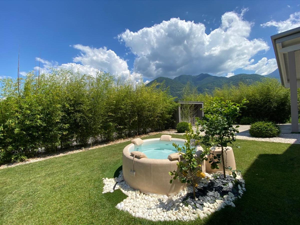 Art B&B Design Costa Volpino Luaran gambar