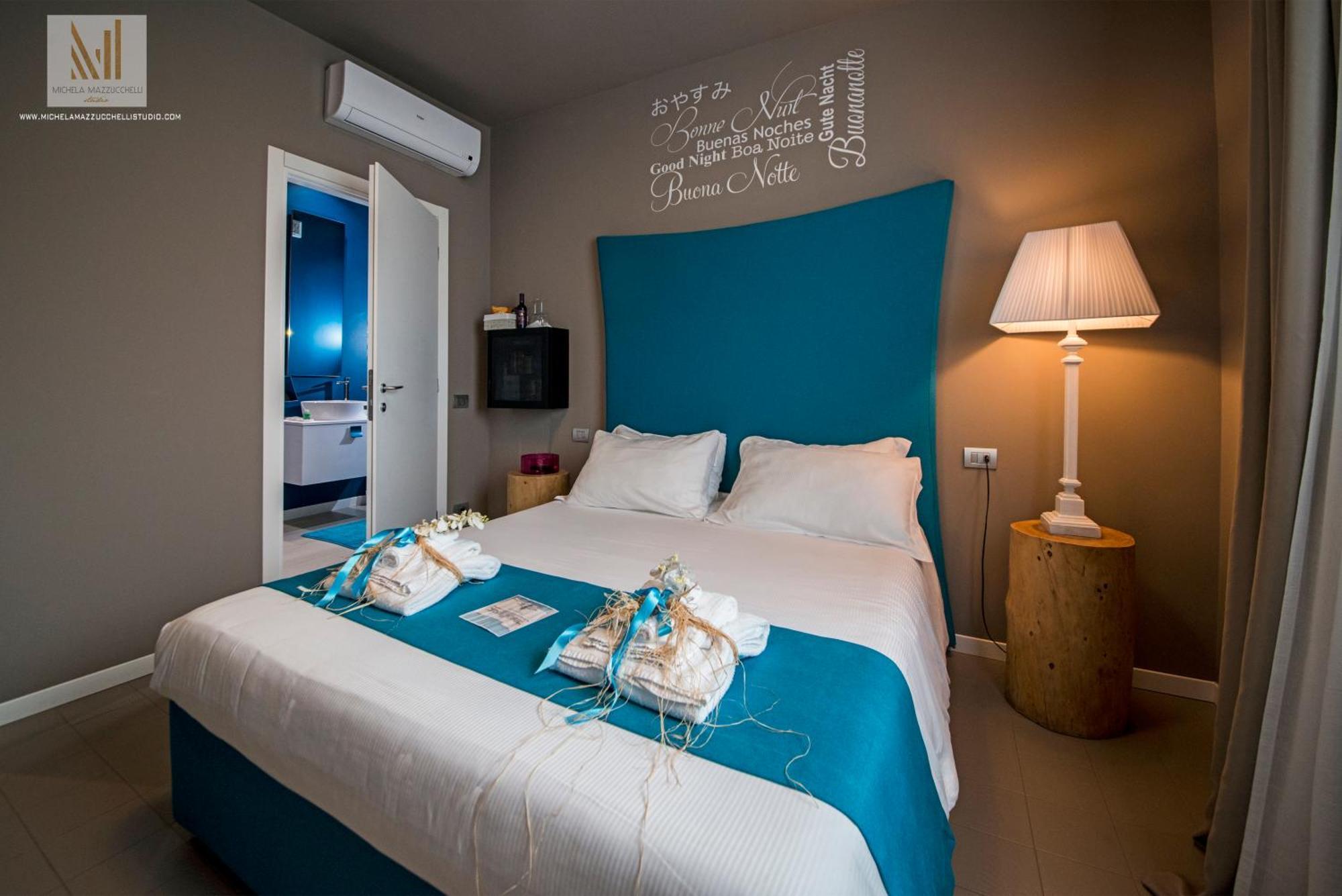 Art B&B Design Costa Volpino Luaran gambar