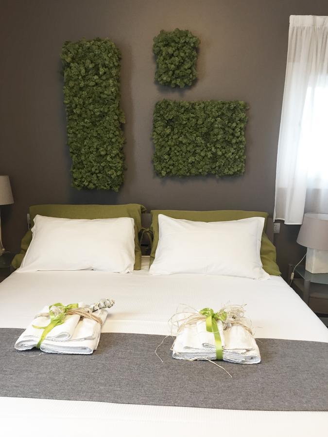 Art B&B Design Costa Volpino Luaran gambar