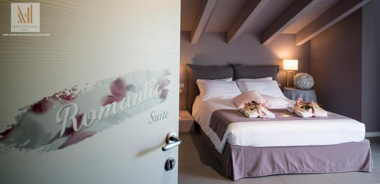 Art B&B Design Costa Volpino Luaran gambar