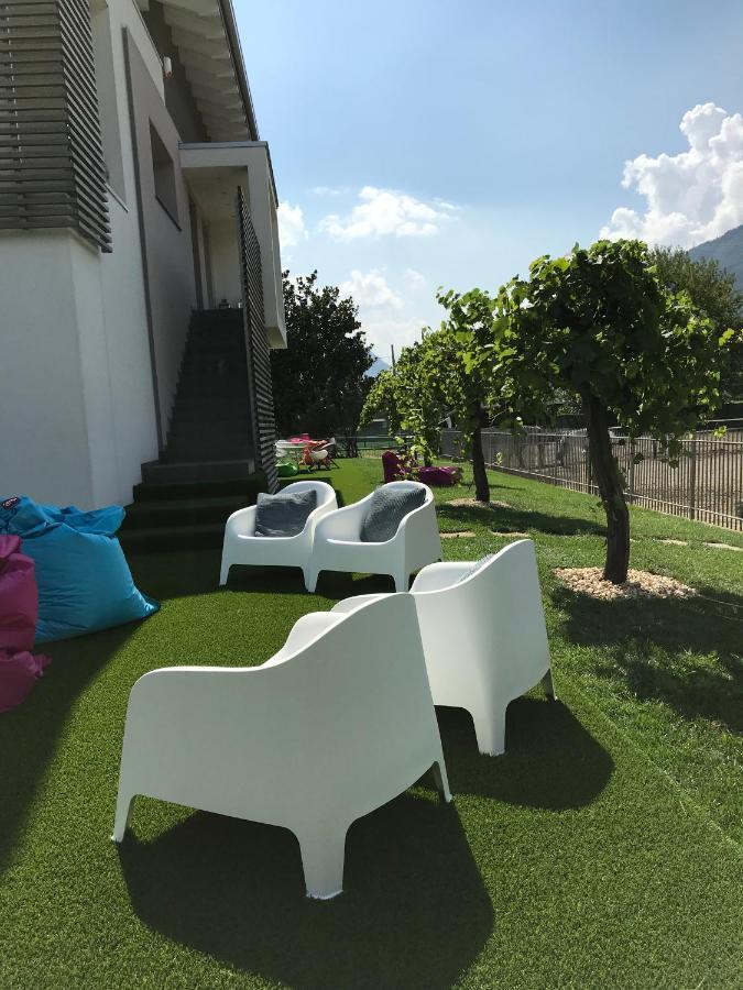 Art B&B Design Costa Volpino Luaran gambar
