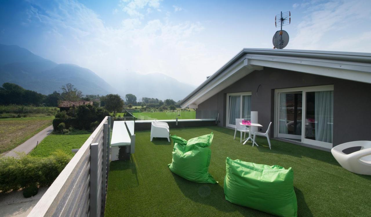 Art B&B Design Costa Volpino Luaran gambar